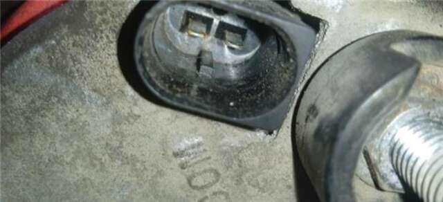 Foto 3ª: Alternador Audi A8 3.0 [3.0 LTR. - 162 KW V6 30V CAT (ASN)]