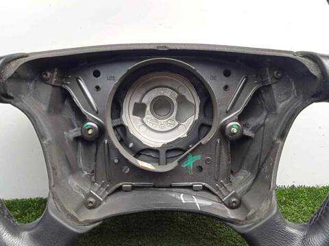 Foto 3ª: Volante Mercedes Clase E 180 2.7 CDI 20V CAT BERLINA 170CV 125KW [612961] (1999)