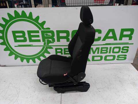 Foto 3ª: Asiento Delantero Derecho Opel Zafira 1.9 CDTI CAT Z 19 DTL) 101CV 74KW [D/ Z19DT] (2006)