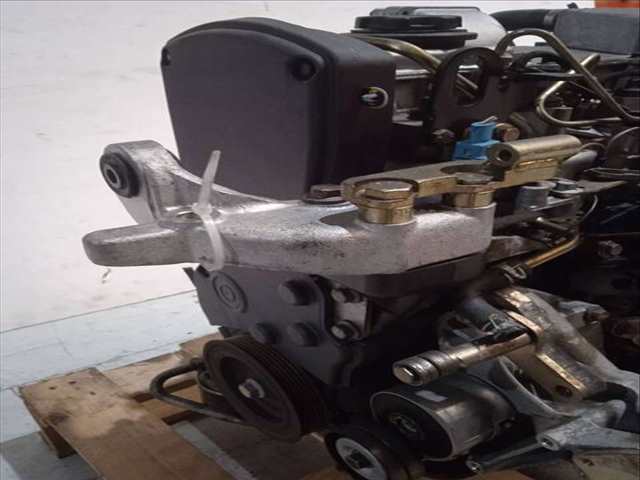 Foto 2ª: Motor Completo Mg 200 2.0 TD 86CV 63KW SERIE 200 RF) (1999)
