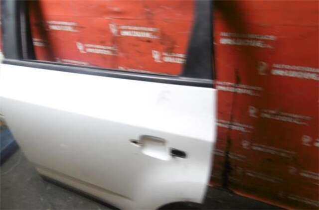 Foto 3ª: Puerta Trasera Izquierda Chevrolet Orlando 2.0 LT [2.0 LTR. - 96 KW DIESEL CAT] [Z20D1]