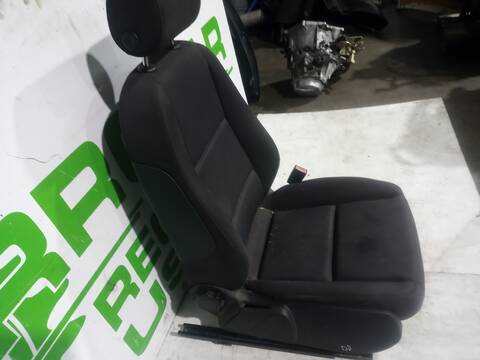 Foto 3ª: Asiento Delantero Derecho Audi A4 2.5 TDI 120KW) BERLINA 163CV (2004)