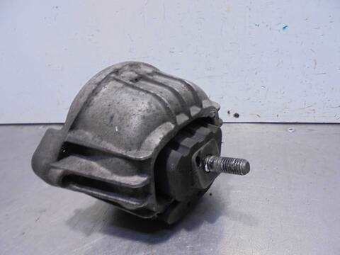 Foto 4ª: Soporte Motor Bmw Serie 1 114 2.0 16V BERLINA 143CV 105KW [N47D20C] (2010)