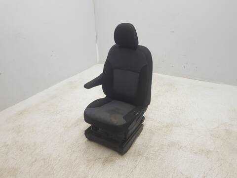 Foto 2ª: Asiento Delantero Izquierdo Opel Viva COMBI L2 2.9T (2015)