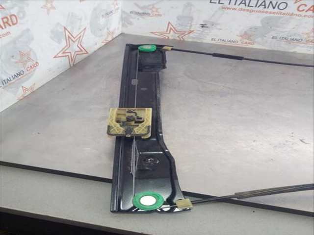 Foto 3ª: Elevalunas Eléctrico Delantero Izquierdo Ford Focus TITANIUM 116CV 85KW [T1DA] (2012)