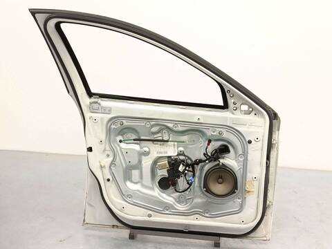 Foto 4ª: Puerta Delantera Izquierda Alfa Romeo Giulietta 2.0 JTDM 940.FXL1A) 140CV 103KW [940A5000] (2011)