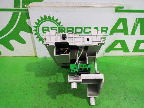 Foto 3ª: Caja Reles Fusibles Peugeot 508 ACTIVE 150CV 110KW [AH01] (2018)