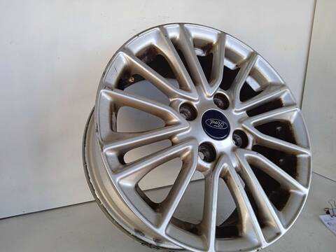 Foto 3ª: LLanta Aleacion Ford Ka ULTIMATE 86CV 63KW [BIKE] (2019)