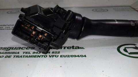 Foto 2ª: Mando Multifuncion Toyota Yaris 1.4 TD CAT 90CV 66KW [1ND] (2009)