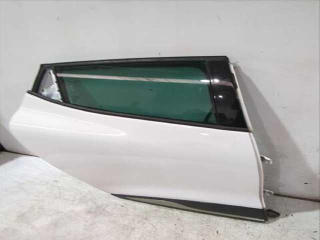 Foto 2ª: Puerta Trasera Derecha Renault Clio 0.9 TCE 90 90CV [H4B 400 H4B 412 H4B 408] (2012)