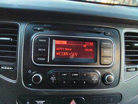 Foto 2ª: Sistema Audio Radio CD Kia Carens BASIC 116CV 85KW [D4FD] (2018)