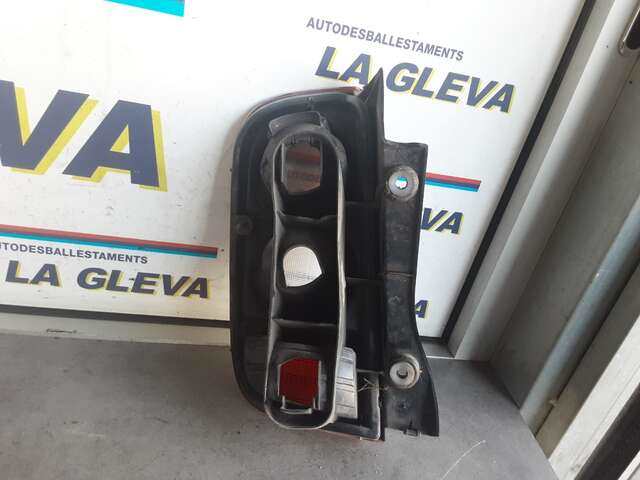 Foto 2ª: Piloto Trasero Derecho Nissan Micra 1.2 16V65CV 0CV [CR12DE] (2004)