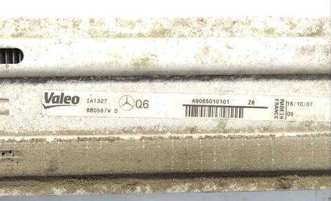 Foto 2ª: Intercooler Mercedes Sprinter 315 CDI 906.631 906.633 906.635 906.637) FURGONETA (2006)