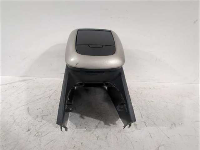 Consola Central Toyota Auris 1.33 DUAL-VVTI NRE150_) 101CV