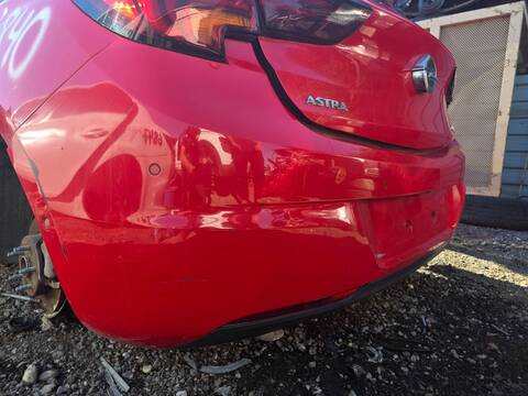 Foto 2ª: Paragolpes Trasero Opel Astra DYNAMIC 110CV 81KW (2015)