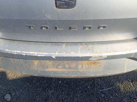 Foto 3ª: Paragolpes Trasero Seat Toledo ERENCE 105CV 77KW (2013)