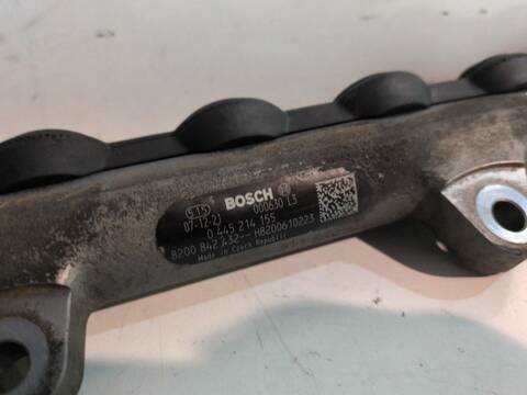 Foto 3ª: Rampa Inyectora Renault Laguna M9R742 BERLINA (2013)