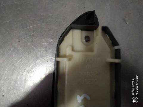 Botonera Elevalunas Toyota Auris HYBRID ACTIVE 99CV 73KW