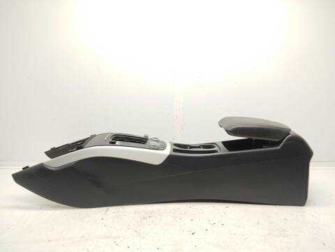 Consola Central Audi A5 3.0 V6 24V TDI COUPE 245CV 180KW
