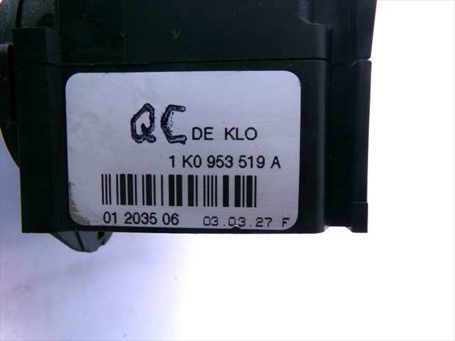 Foto 3ª: Mando Multifuncion Volkswagen Touran 1.9 TDI 2003-2006 [AVQ] (2004)