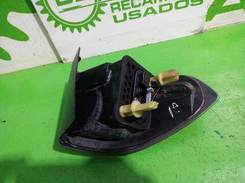 Foto 2ª: Piloto Trasero Derecho Ford S Max TITANIUM 140CV [QXWB] (2006)