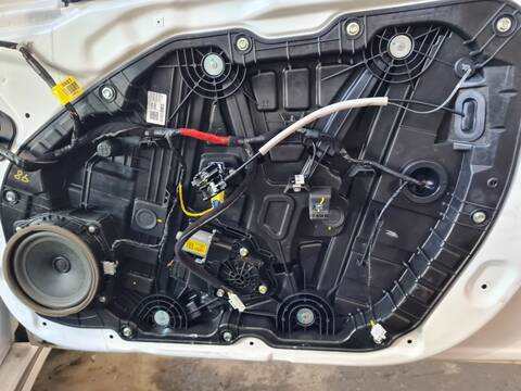 Elevalunas Eléctrico Delantero Derecho Kia Optima EMOTION 141CV 104KW