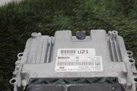 Foto 3ª: Centralita Motor ECU Hyundai i40 KLASS BLUE 116CV 85KW (2014)