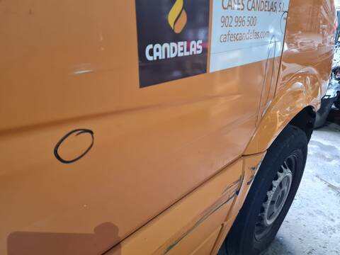 Foto 2ª: Puerta Delantera Derecha Mercedes Sprinter 310/313/316 CDI 906.631/633/635/637) 95CV 70KW CAJA CERRADA [651955] (2015)