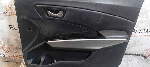 Foto 4ª: Tapizados Cartoneras Ssangyong Tivoli CRYSTAL 4X2 116CV 85KW [673910] (2015)