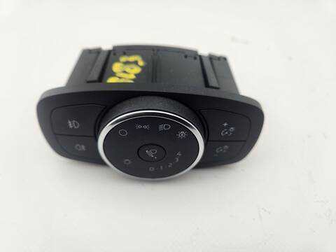 Foto 4ª: Mando Luces Ford Focus ST-LINE 155CV 114KW [M0DC] (2024)