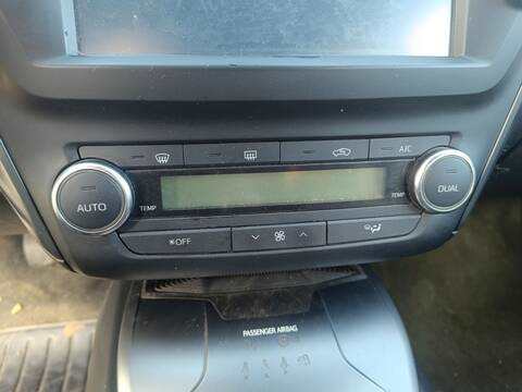 Mando Climatizador Toyota Avensis BUSINESS ADVANCE 143CV 105KW
