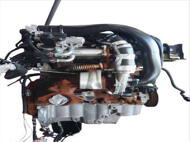 Foto 3ª: Motor Completo Dacia Sandero 1.5 DCI 75 - BLUE DCI 75 B8JW B8M4 B8AH B8M7 B8M6) (2012)