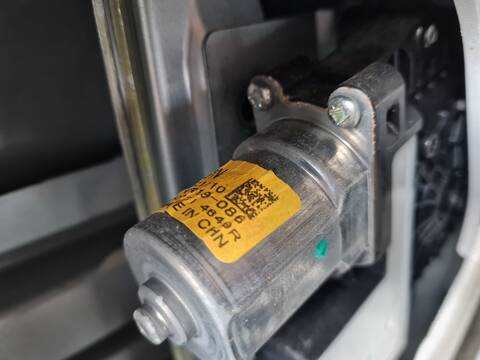 Foto 2ª: Elevalunas Eléctrico Delantero Izquierdo Renault Arkana TECHNO 140CV 103KW [H5HE4] (2023)