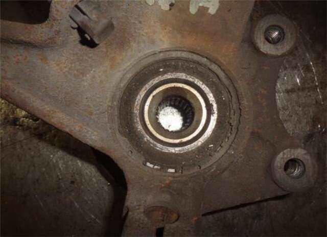 Foto 3ª: Mangueta Delantera Izquierda Peugeot 206 1.4 HDI ECO 70 [8HX (DV4TD)]