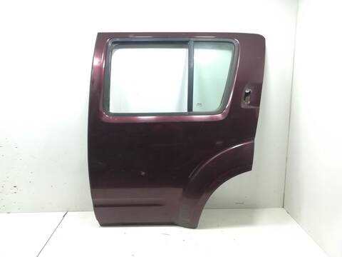 Puerta Trasera Izquierda Nissan Pathfinder YD25