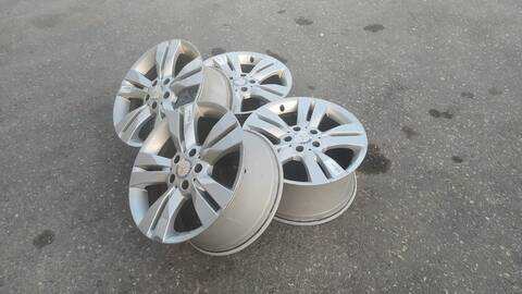 Foto 3ª: Juego LLantas Mercedes Clase C 160 BERLINA 204CV 150KW (2007)