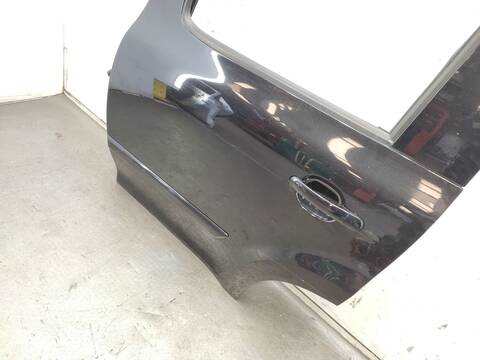 Foto 2ª: Puerta Trasera Izquierda Skoda Yeti 1.2 TSI 110CV 81KW [CYVB] (2017)