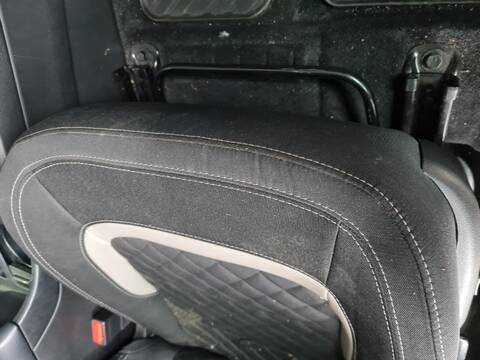 Foto 3ª: Asiento Delantero Derecho Kia Ceed SPORTY WAGON GT-LINE [D4FB] (2016)