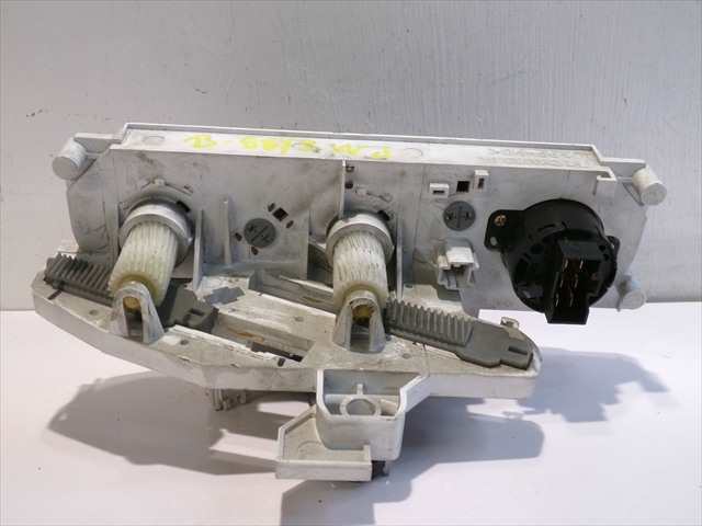 Foto 2ª: Mando Calefacción A. A. Honda Logo 1.3 G 1996-2001 [D13B7] (2000)