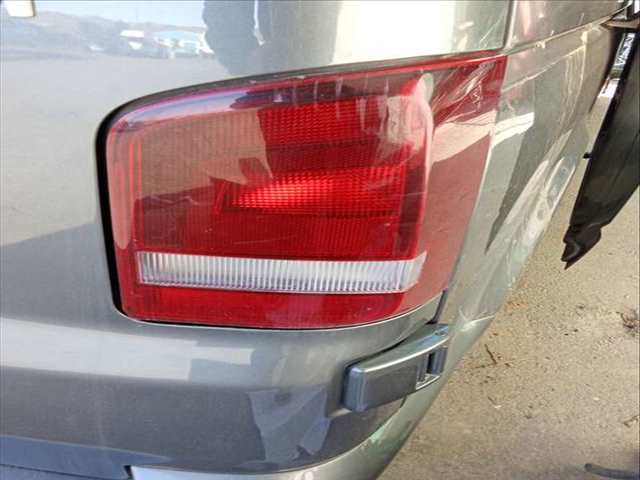 Piloto Trasero Derecho Volkswagen Multivan 2.0 TDI 140CV 103KW