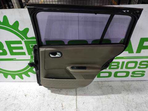 Foto 2ª: Puerta Trasera Derecha Renault Megane 1.9 DCI DIESEL 120CV 88KW FAMILIAR II FAMILIAR [F9Q800] (2004)
