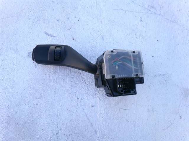 Foto 2ª: Mando Multifuncion Ford Focus 1.6 TDCI SEDAN, 2008-2011 [G8DB] (2010)