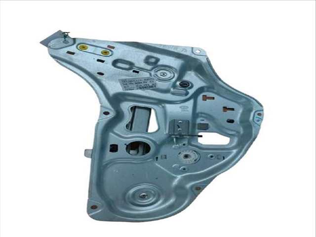 Foto 3ª: Elevalunas Manual Trasero Derecho Hyundai ix35 1.7 CRDI (2009)