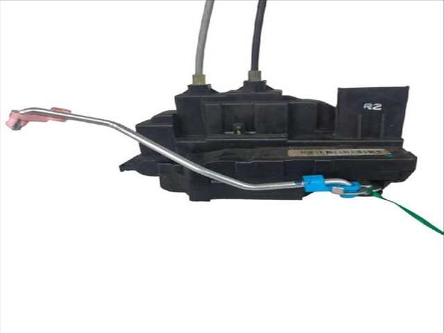 Foto 3ª: Cerradura Puerta Trasera Derecha Hyundai i20 1.4 CRDI 75CV (2008)