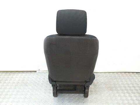 Foto 3ª: Asiento Delantero Derecho Nissan NV200 1.5 DCI 86CV [K9K608] (2009)