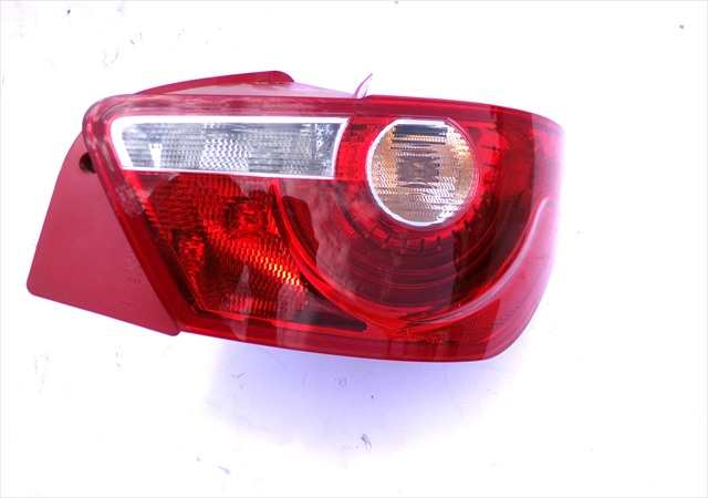 Piloto Trasero Derecho Seat Ibiza 1.6 TDI MODELO 6J,2008-2012