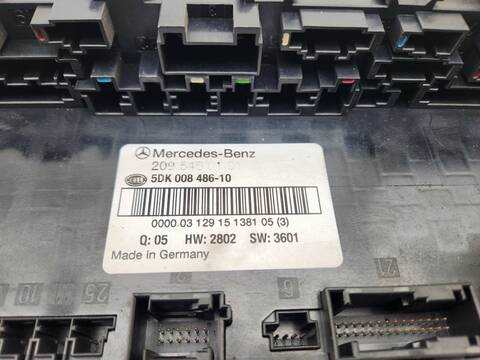 Foto 2ª: Caja Reles Fusibles Mercedes Clase C 160 270 CDI 209.316) COUPE 170CV 125KW [OM612967] (2003)