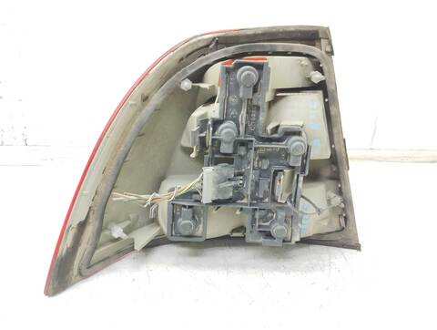 Foto 3ª: Piloto Trasero Derecho Opel Vectra BASICO 1999 ) BERLINA 101CV 74KW [X20DTH]