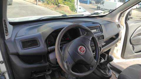 Foto 1ª: Salpicadero Fiat Doblo 1.6 D 105CV 77KW II 263) CARGO 263A2000 (2014)