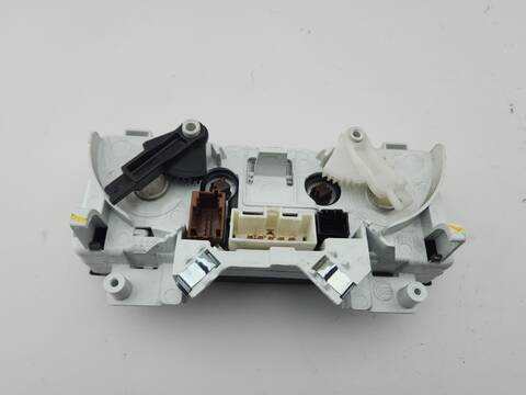 Foto 3ª: Mando Climatizador Peugeot Expert 2.0 HDI 130 128CV 94KW FURGONETA [RH02] (2014)